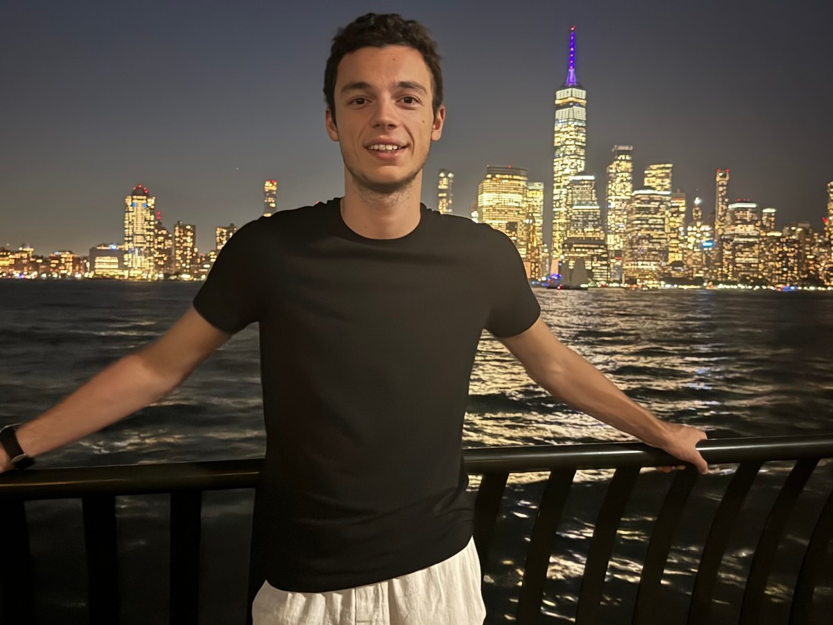 🌍 Gérer deux fuseaux horaires, pour garder un seul cap : l’impact.&nbsp;🚀